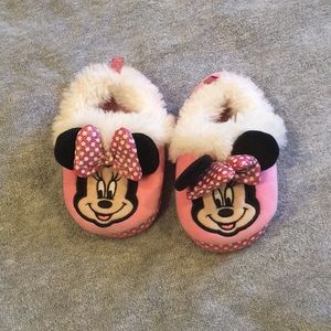 Minnie Mouse slippers. Toddler size  M 7/8